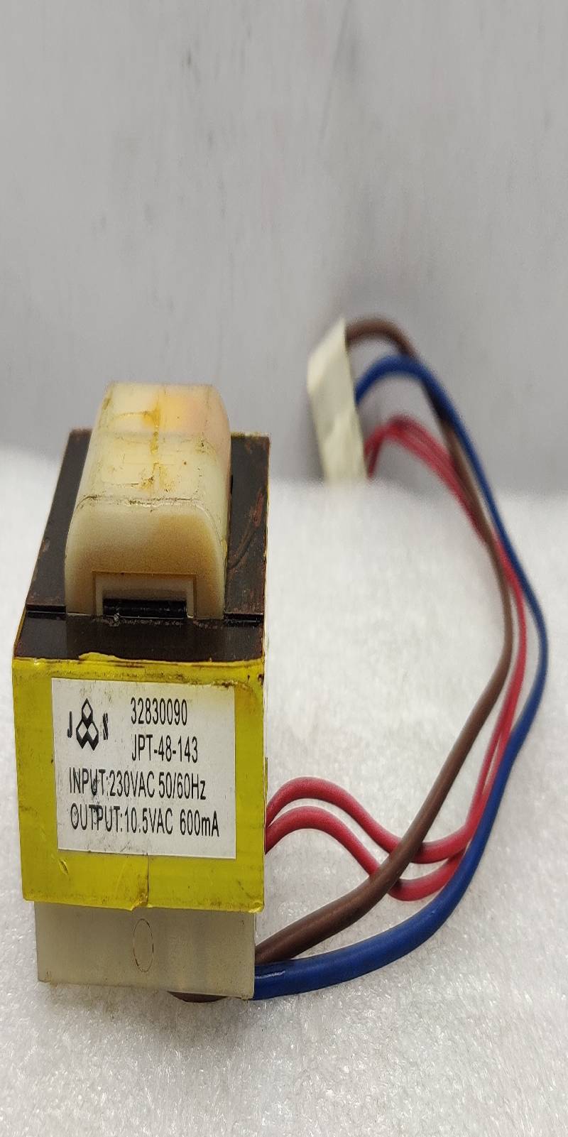 J&S JPT-48-143 Air Conditioning Transformer 230VAC 50/60Hz 10.5VAC 600MA