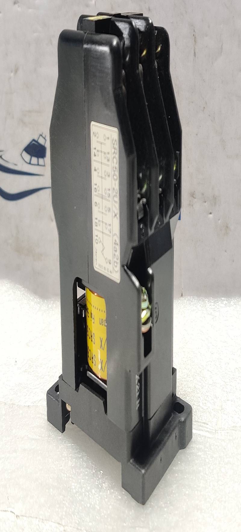 Fuji Electric SRC50-2U/X (4a2b) Auxiliary Relay 200V/200-220V 50/60Hz