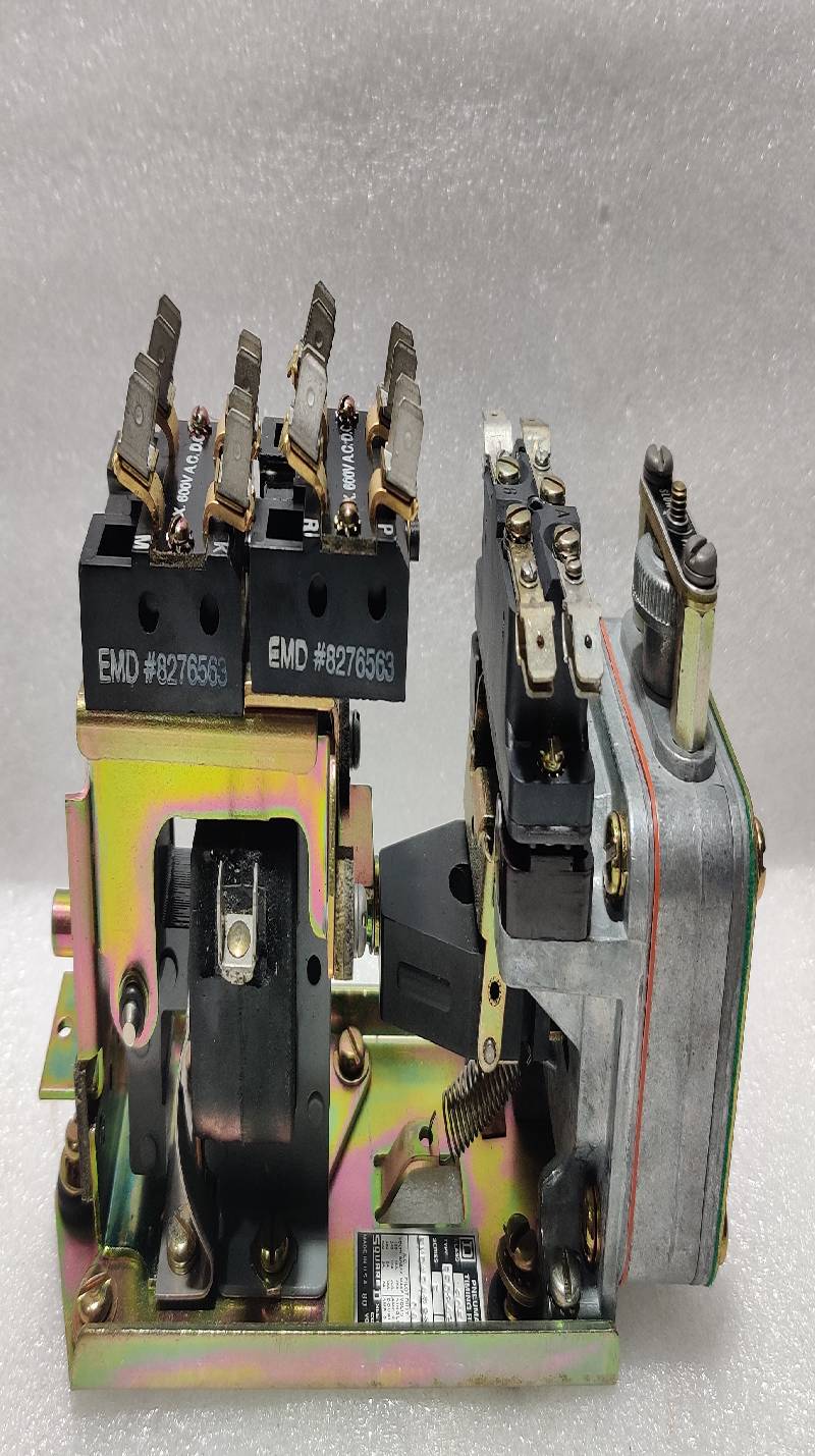 Square D RE02434G1 Pneumatic Timing Relay EMD#84262050405