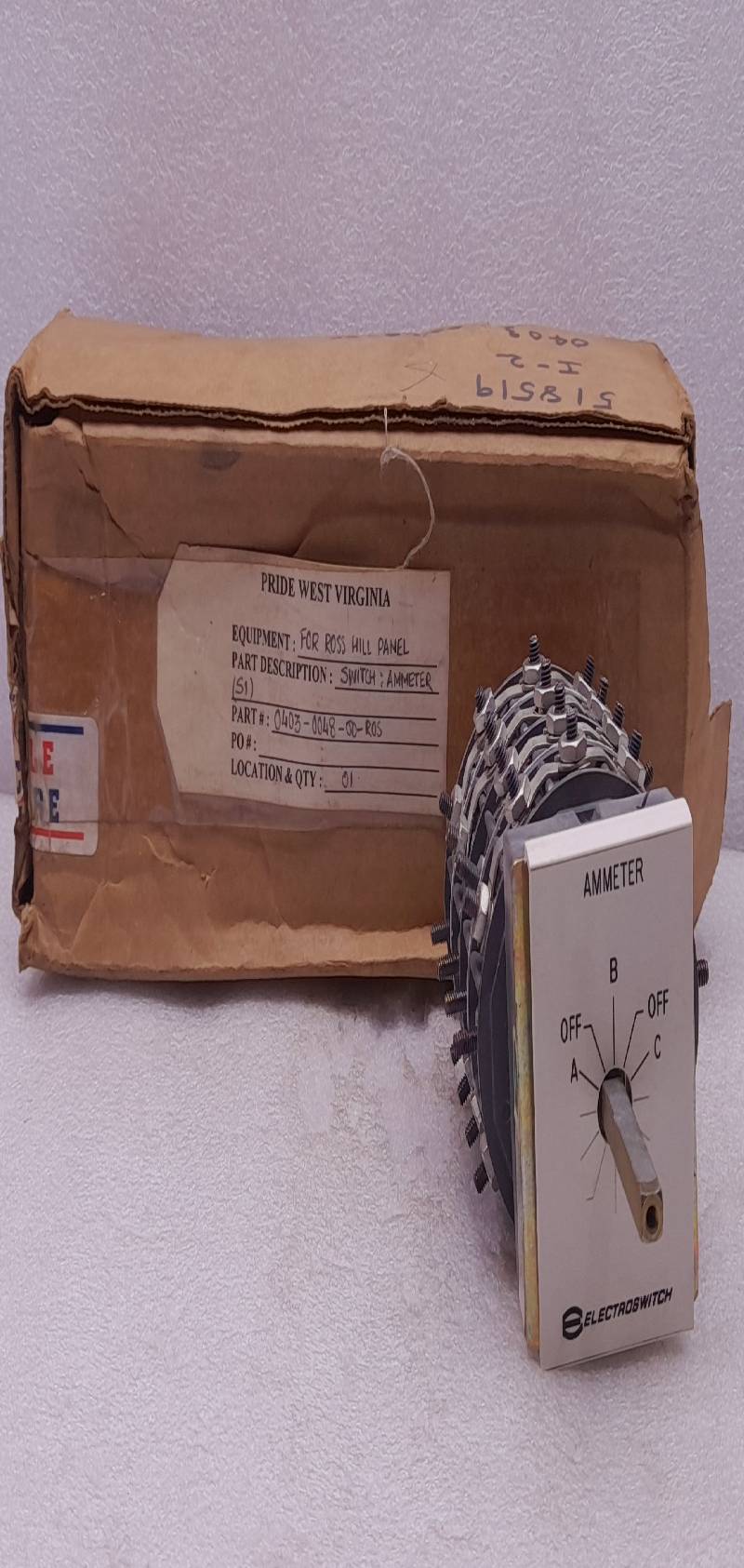 Electroswitch 661A270G06 Ammeter Switch Typ: W2 8A 600Vac 20A 300Vac 5A 125Vdc