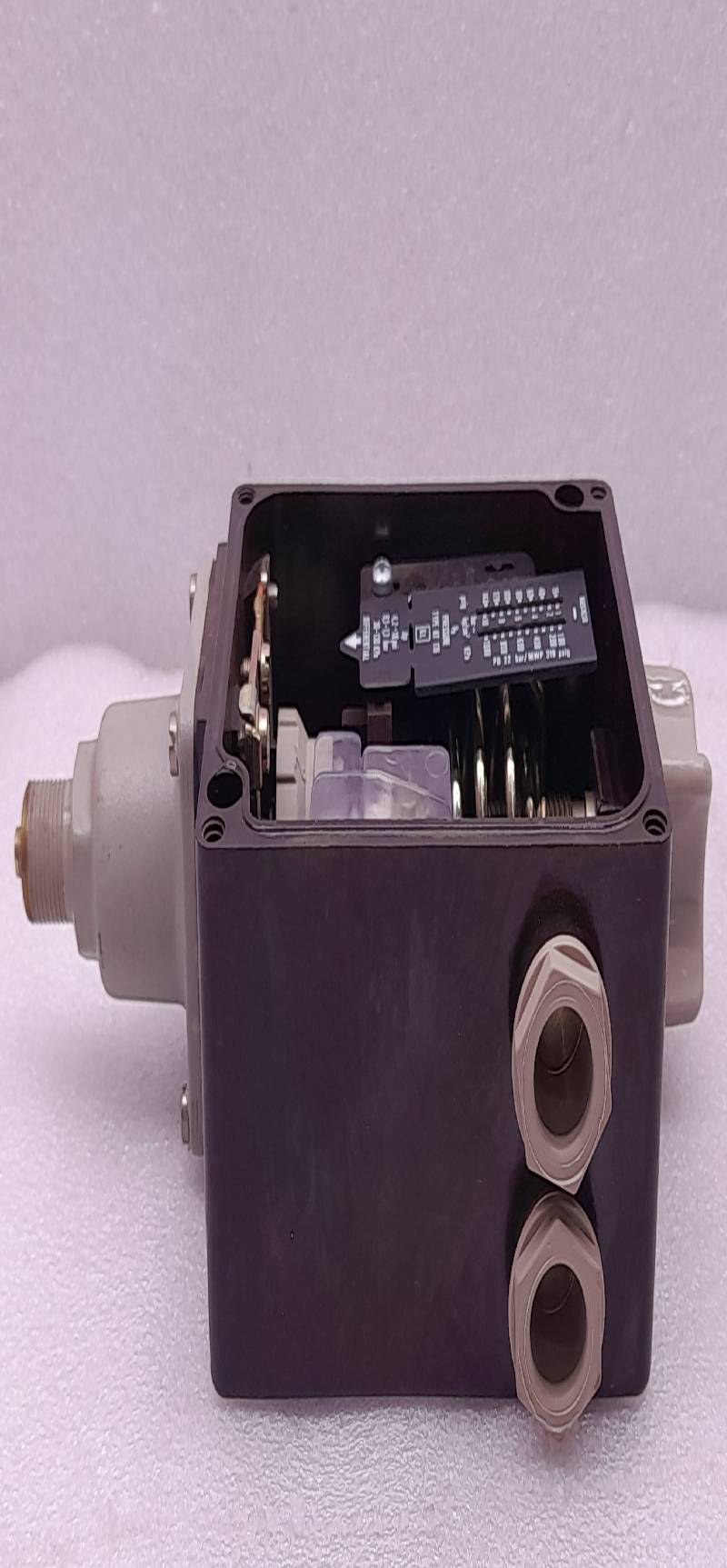 Danfoss 017-5203 Pressure Switch