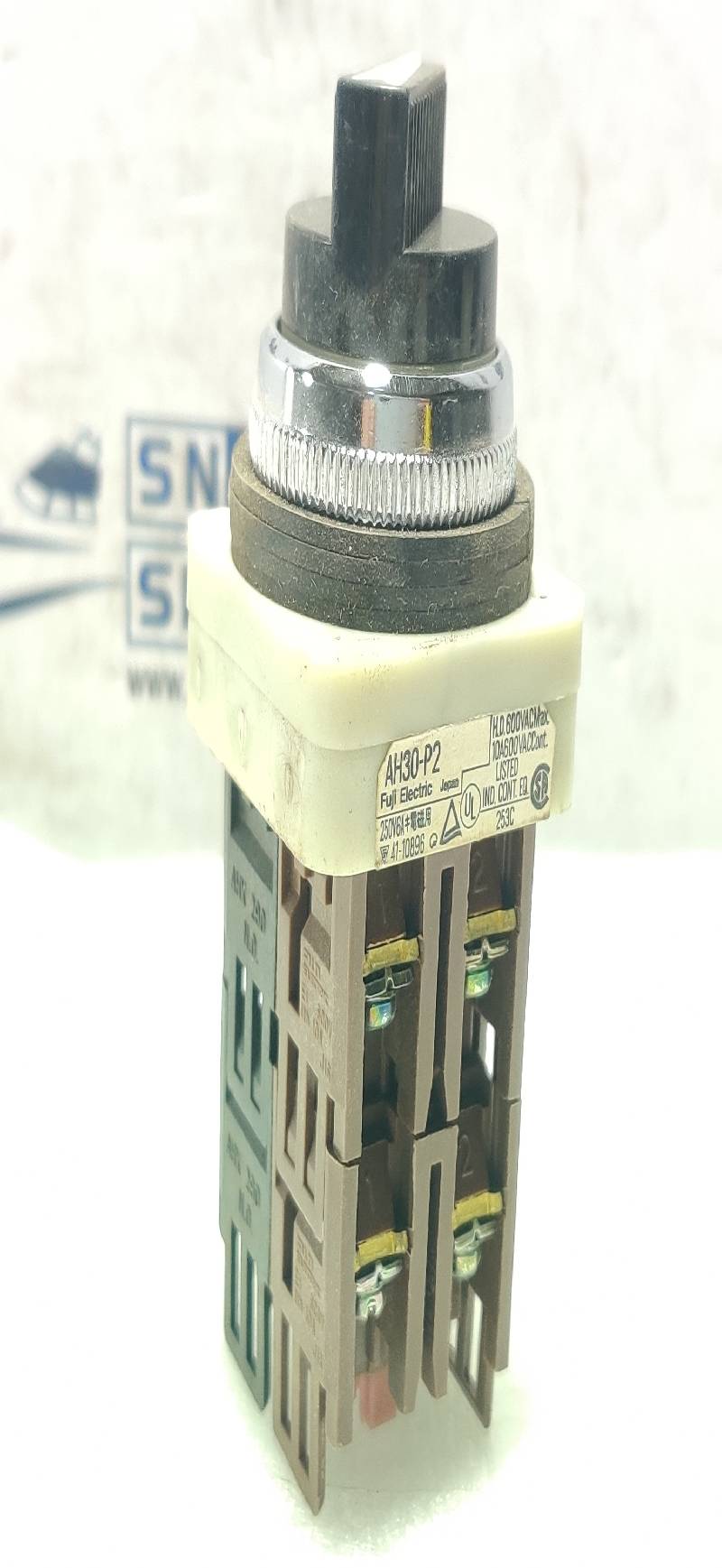 Fuji Electric AH30-P2 COMMAND SWITCH 250V6A 600VAC Max