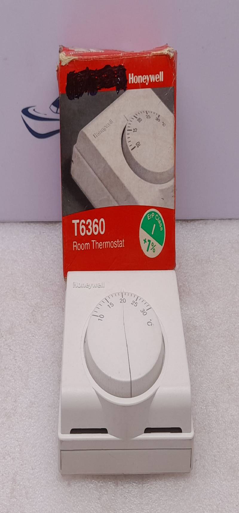 Honeywell T6360B1028 Room Thermostat 10(3)A 230V~ Range: 10°C-30°C T6360