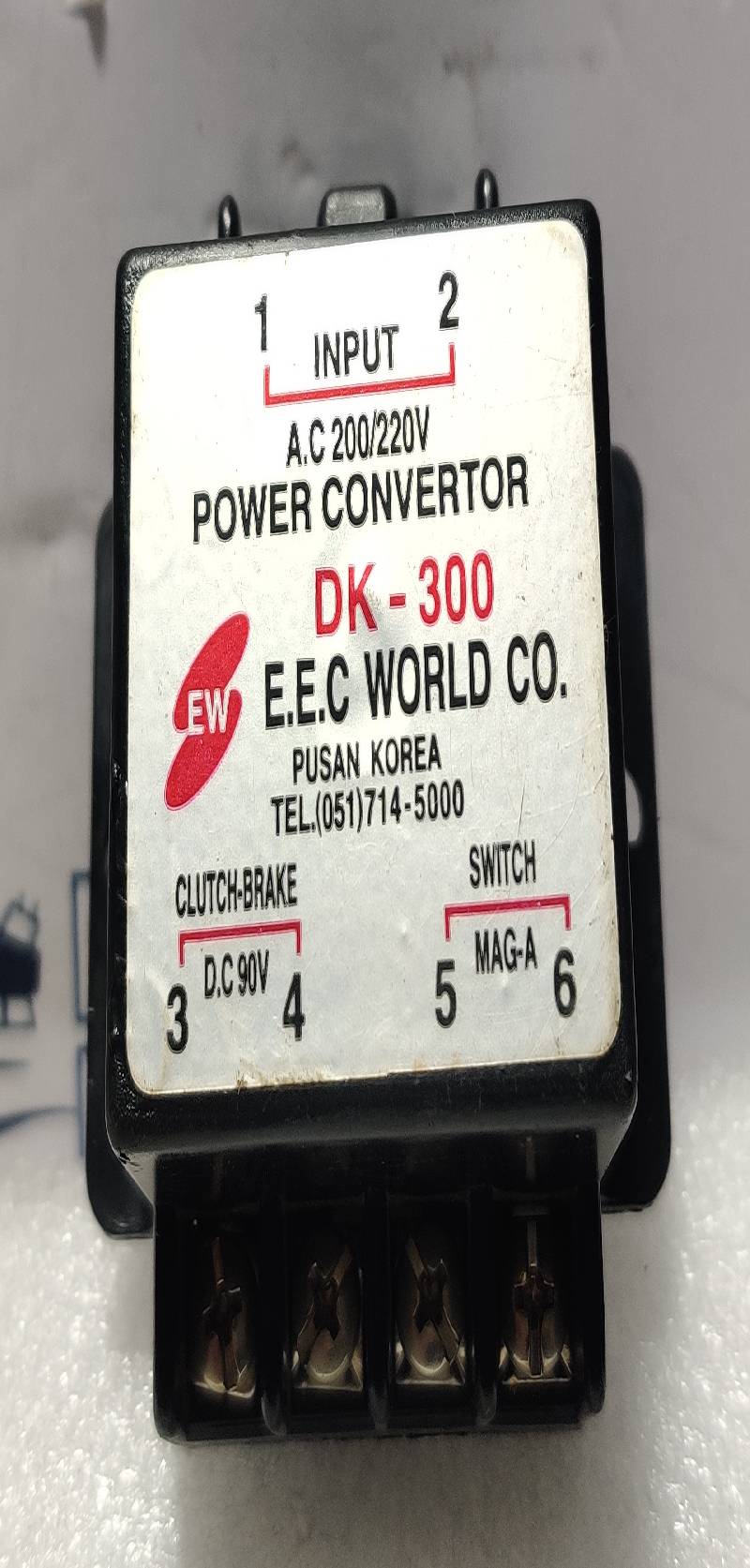E.E.C World DK-300 Power Convertor A.C 200/220V