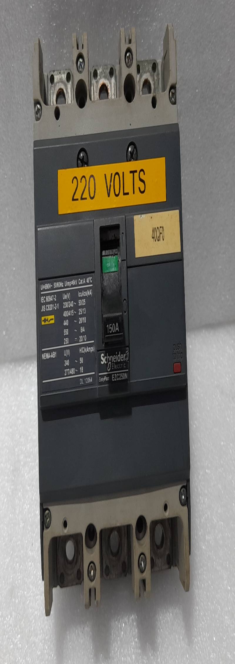 Schneider Electric EZC250N EasyPact Circuit Breaker 150A 220V ui= 690V~ 50/60Hz Cat.A