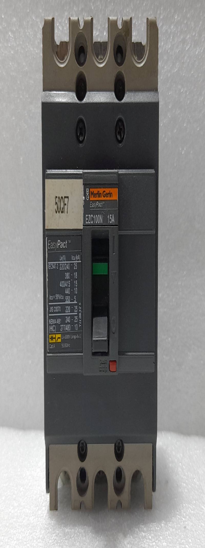 Merlin Gerin EZC100N EasyPact Circuit Breaker 15A Ui= 690V~ Uimp= 6kV Cat.A