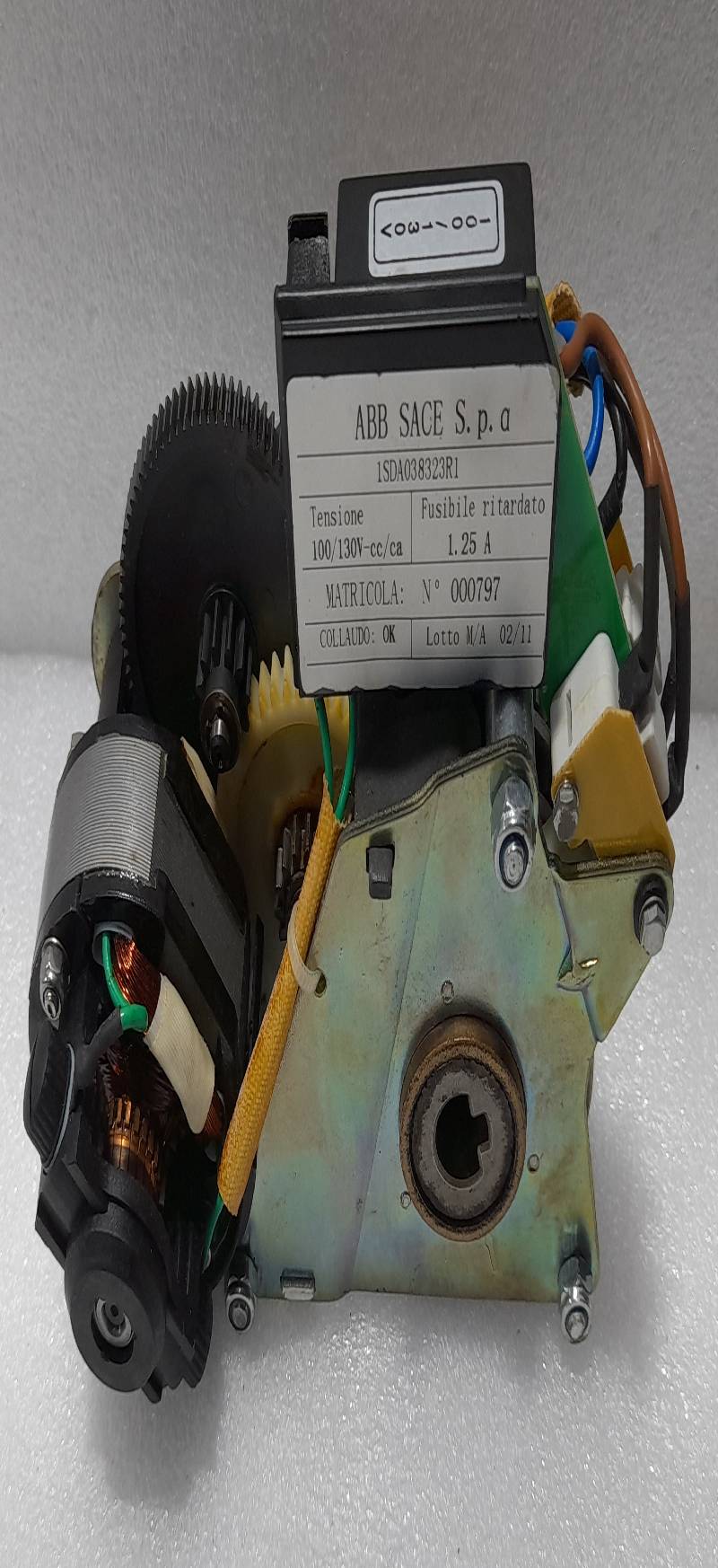 ABB SACE 1SDA038323R1 Geared Motor Devices 100/130V 1.25A 