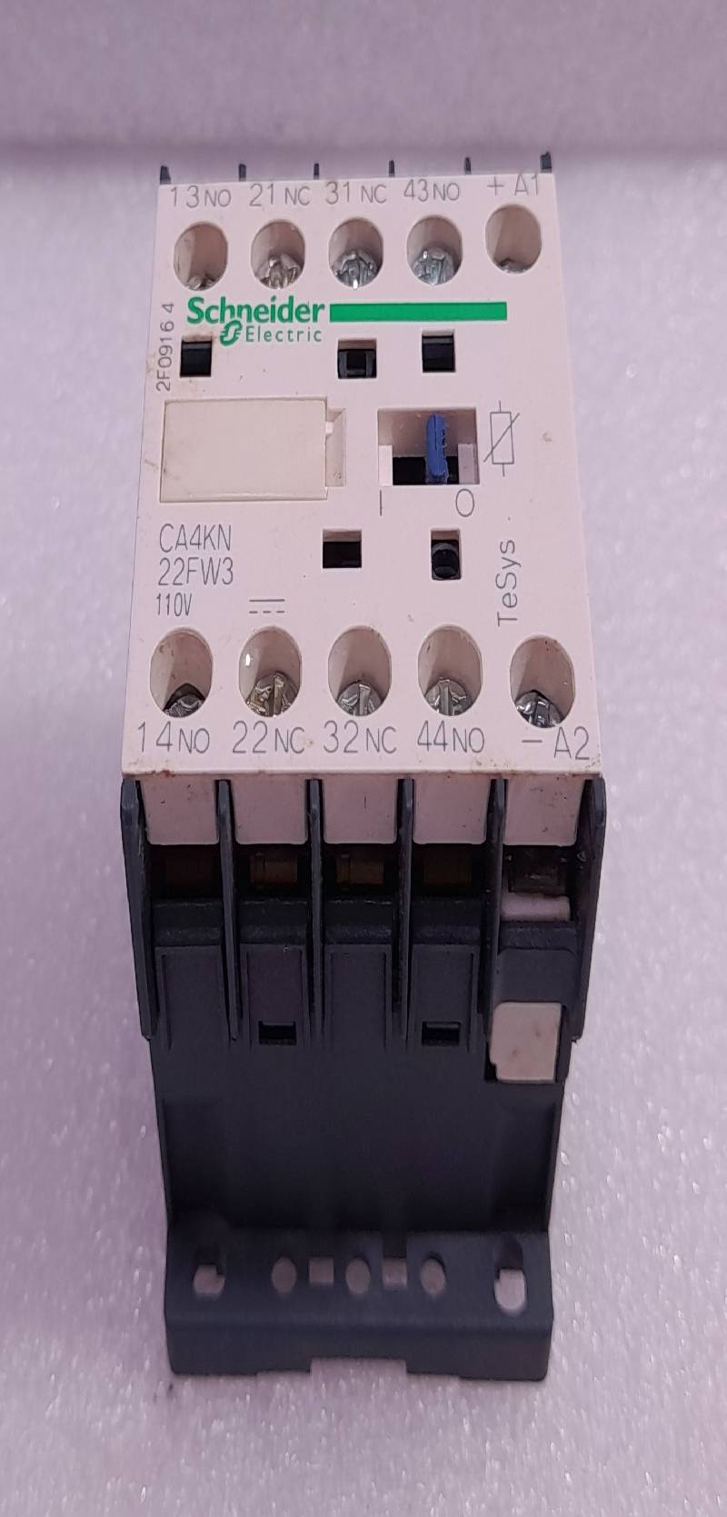 Schneider Electric CA4KN22FW3 Control Relay 110VDC Ith: 10A Ui: 690V Uimp: 8KV