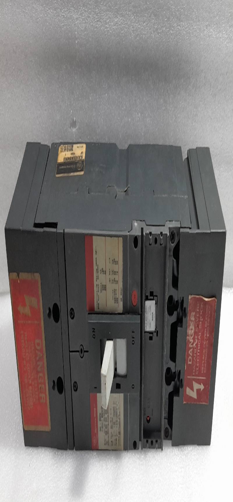 General Electric SGLA36AI0400B MAG-Break Circuit Breaker 3Pole 400AMP 600VAC