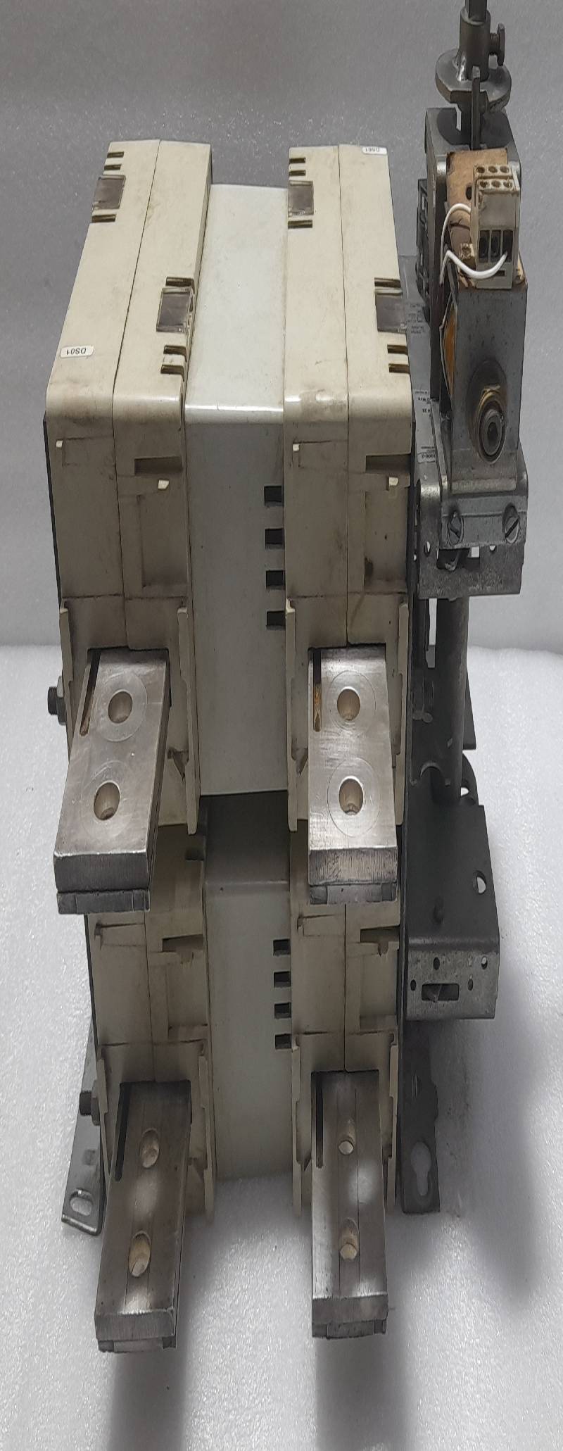 ABB OELT-NF1600-2 General Purpose Switch 480VAC 1600A Ith: 2500A 50..60Hz Uimp: 8KV