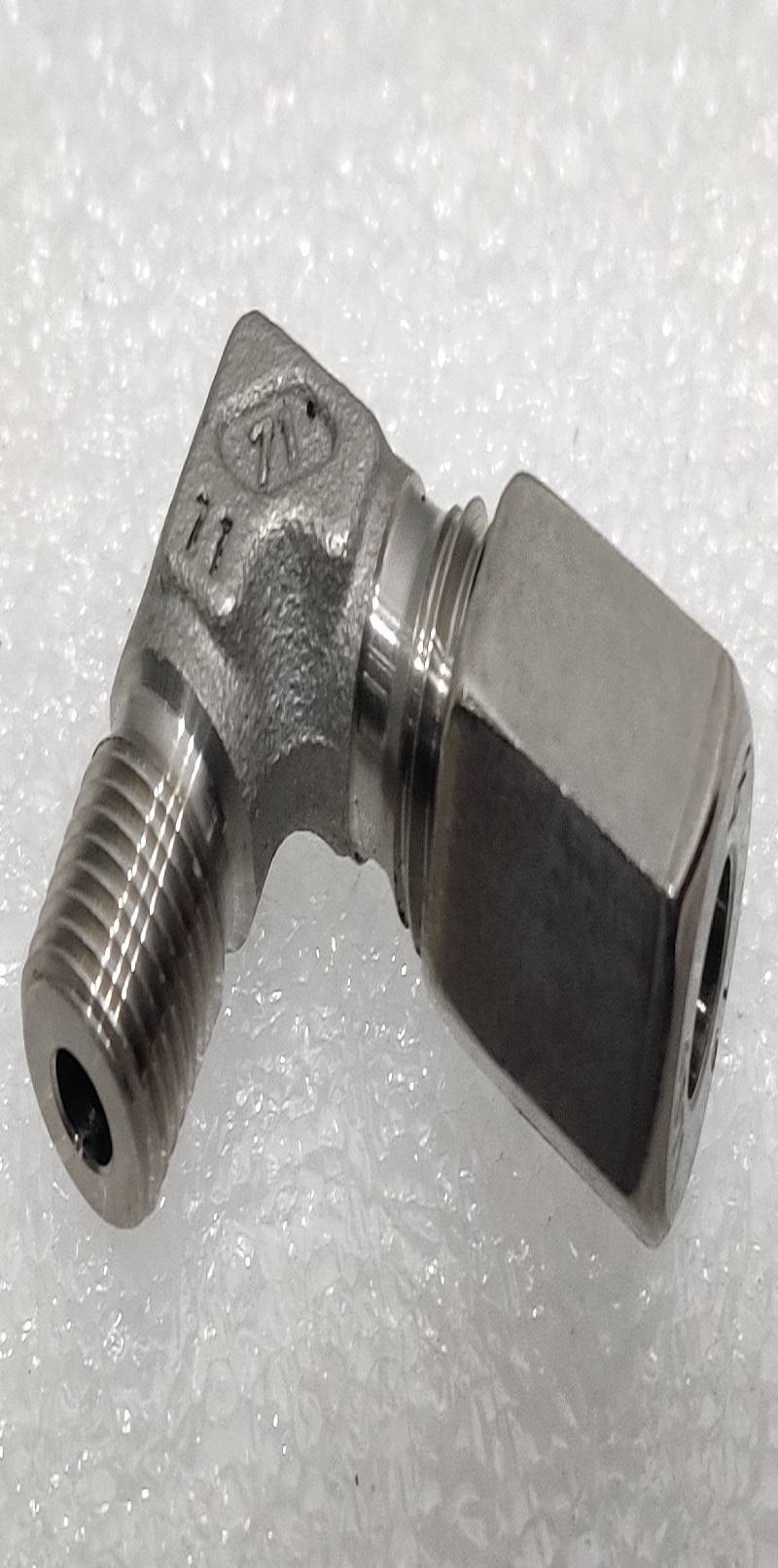 PARKER WEE06LR71 WITH NUT & RING ADJUSTABLE LOCKNUT ELBOW 6MM