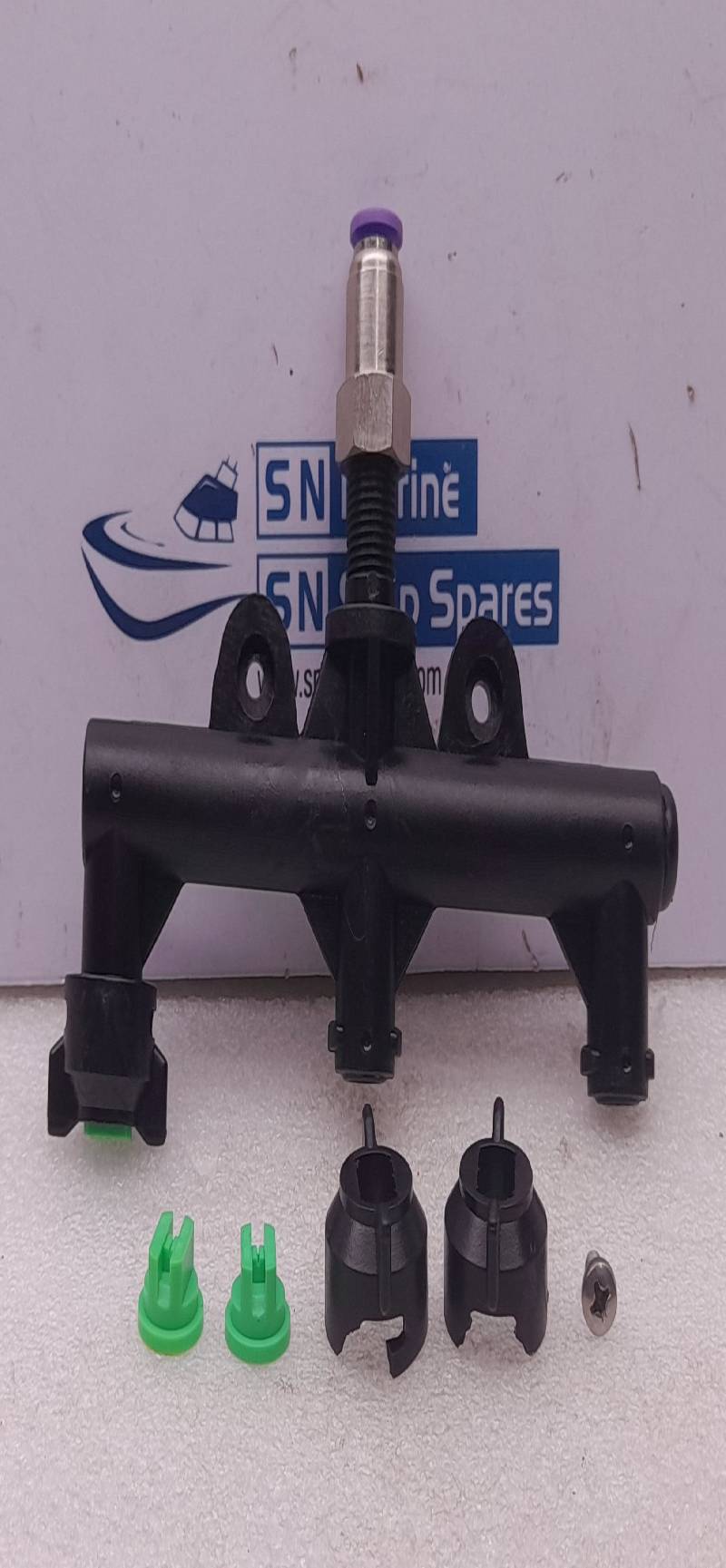 3 Nozzle Support For Carpet Cleaning Pad 