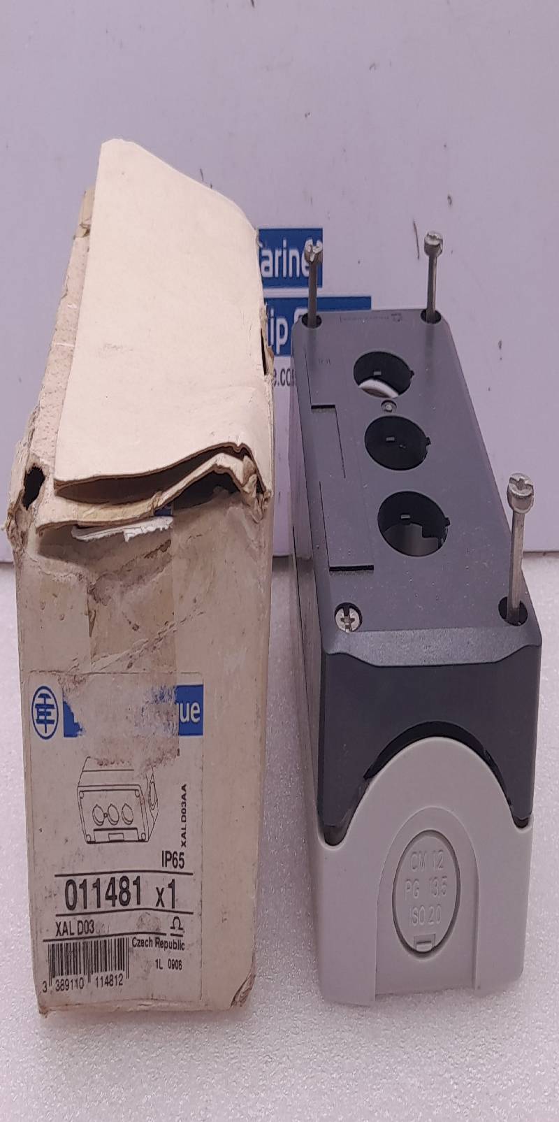 Telemecanique XAL D03 Empty Control Station Box XALD03AA  Made In Czech Republic 