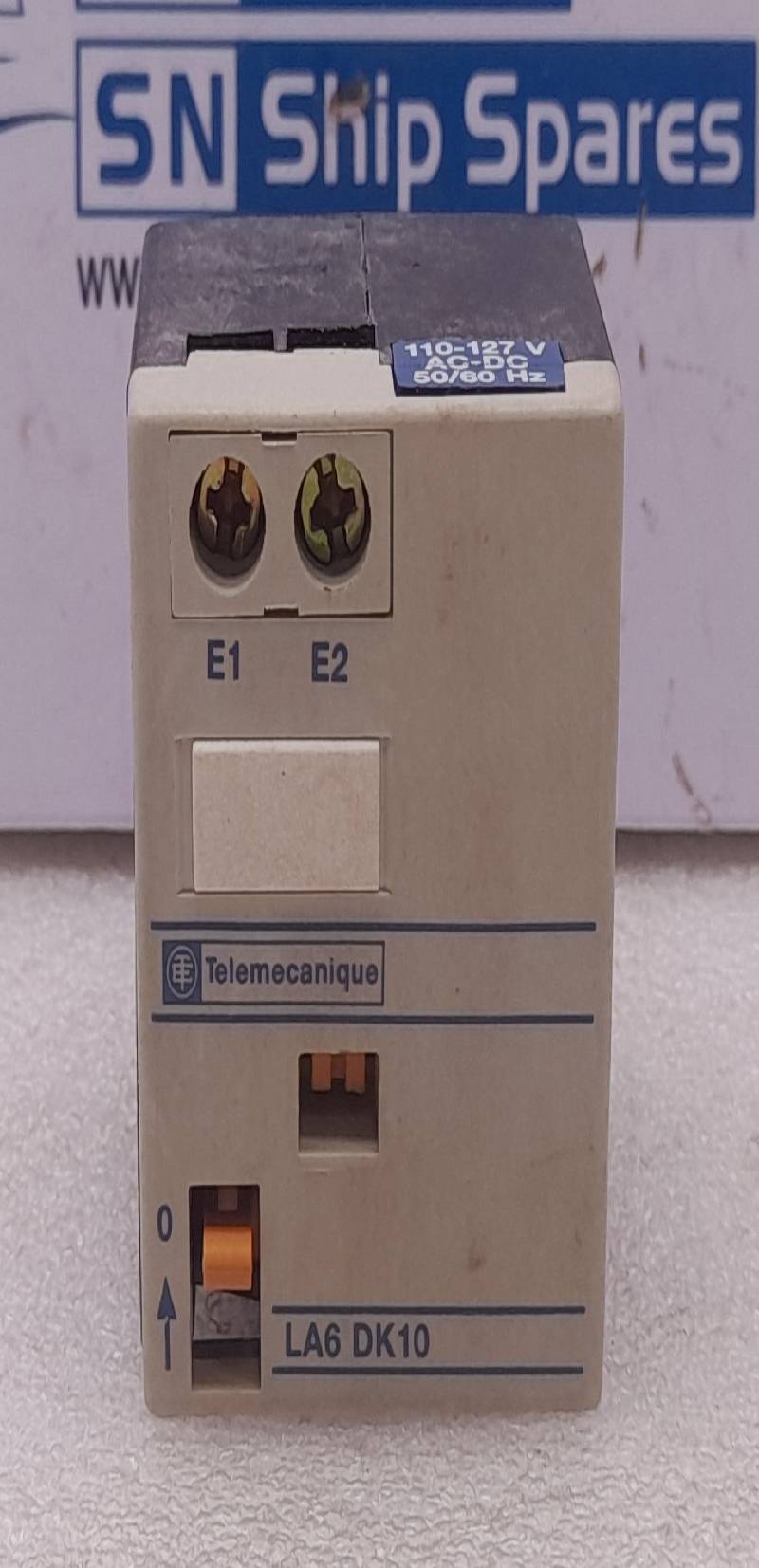 Telemecanique LA6 DK10 Mechanical Latch 110-127V AC-DC 50/60Hz